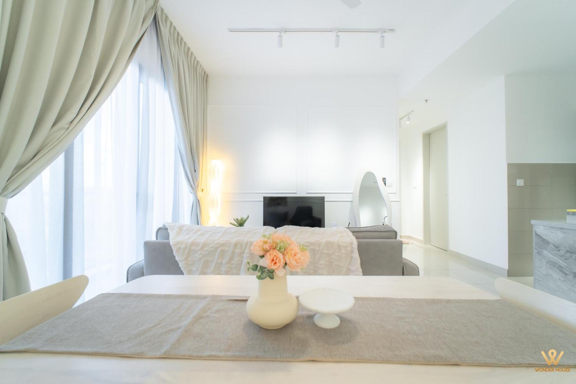Spacious 3br Retreat For 7pax At Kl Near Mrt Chan Sow Lin & Trx Pangsapuri Kuala Lumpur