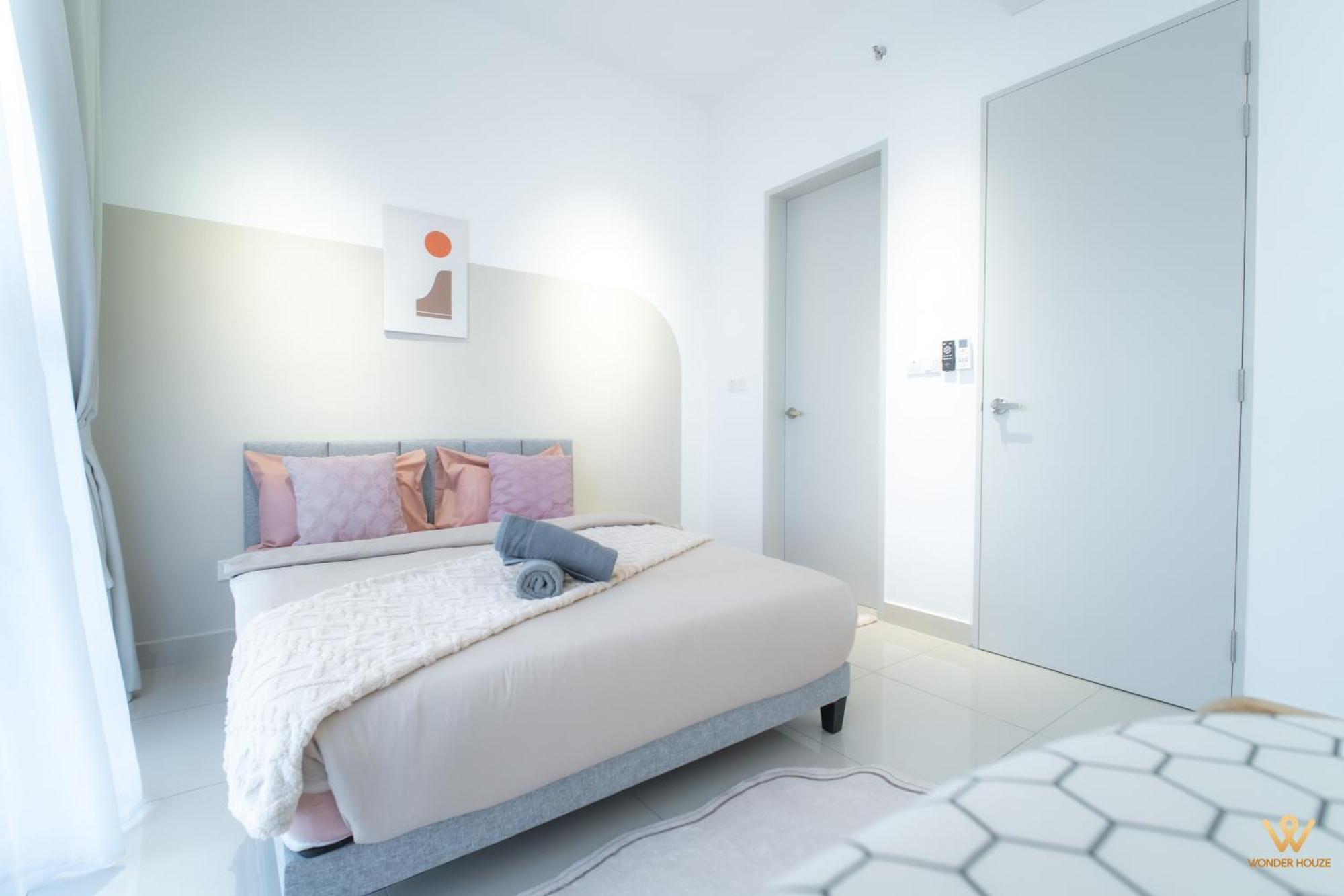 Spacious 3br Retreat For 7pax At Kl Near Mrt Chan Sow Lin & Trx Pangsapuri