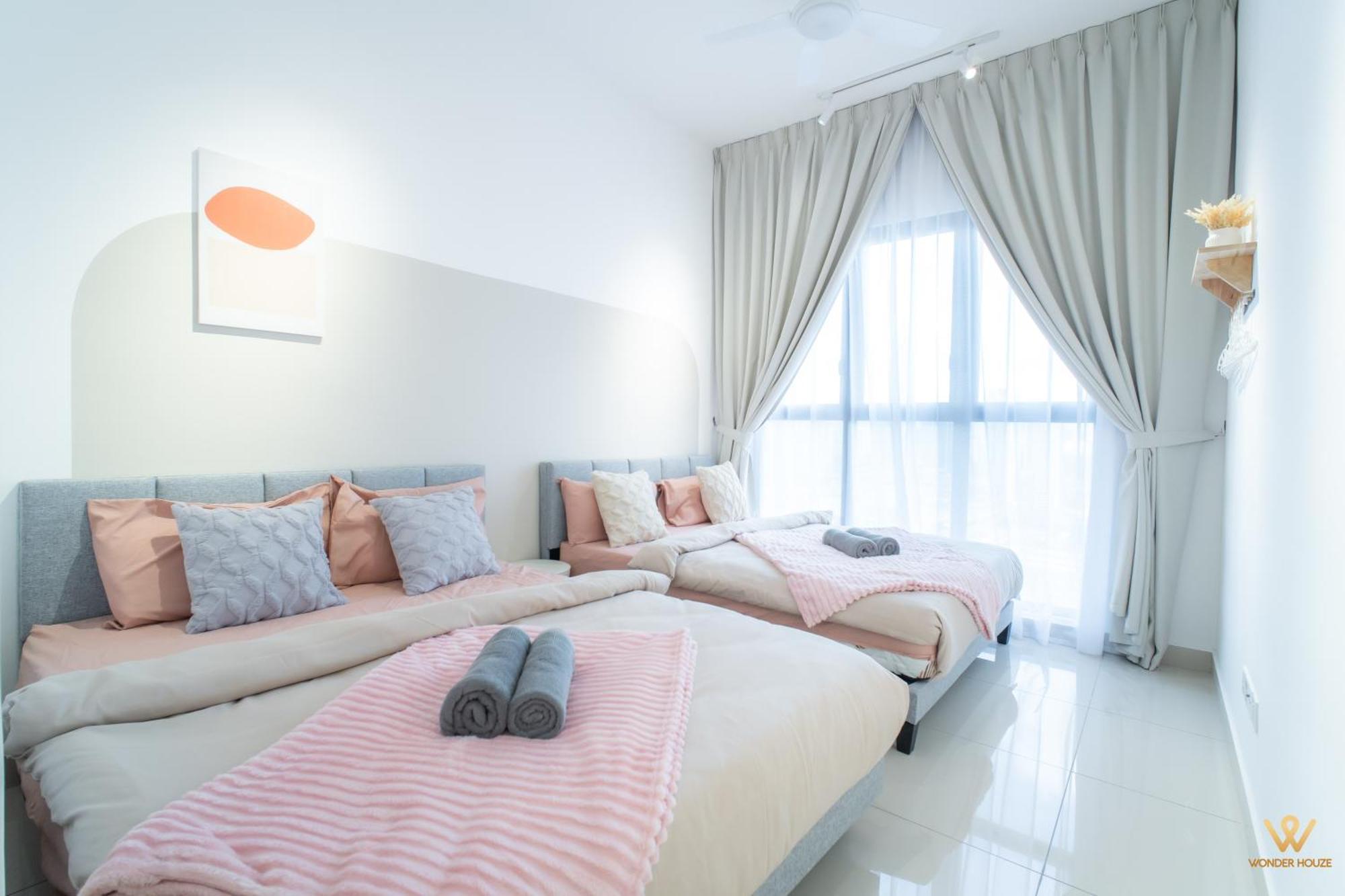 Spacious 3br Retreat For 7pax At Kl Near Mrt Chan Sow Lin & Trx *